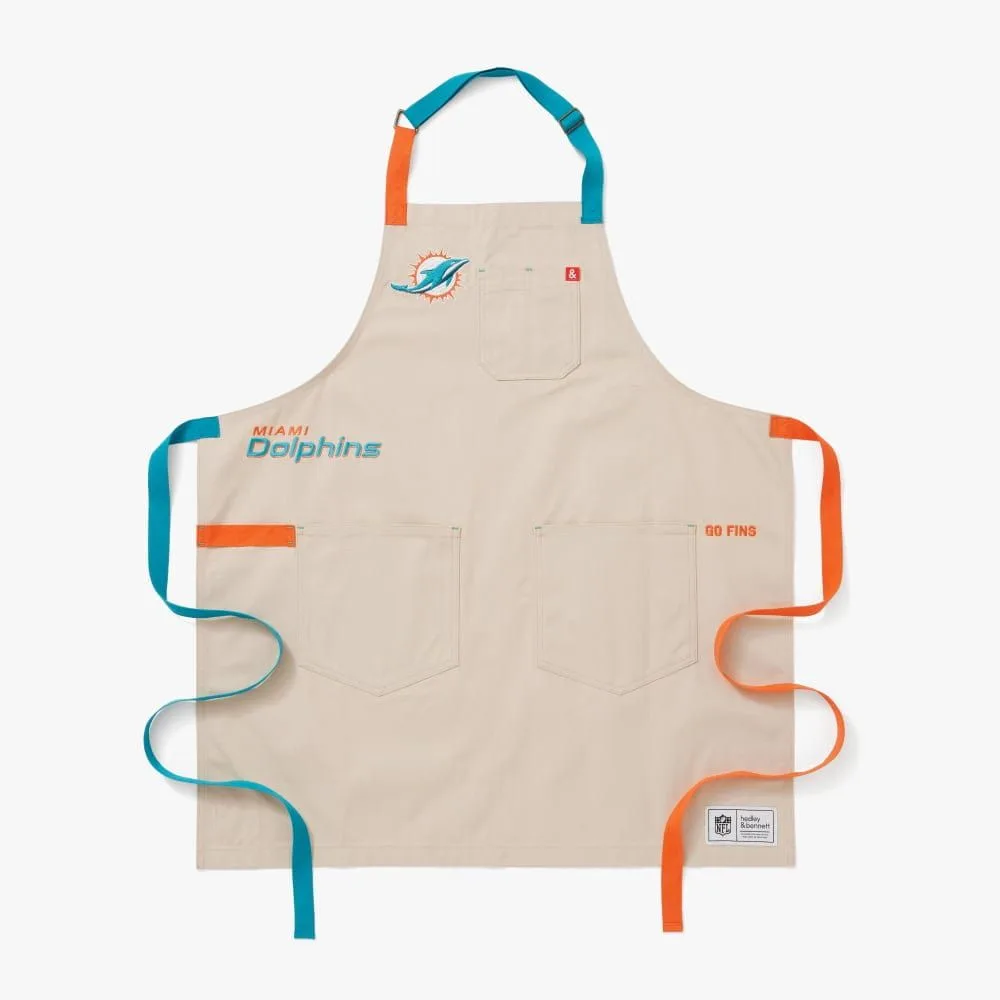 The Best Apron for Home Bartenders: Style, Utility, and Durability Compared