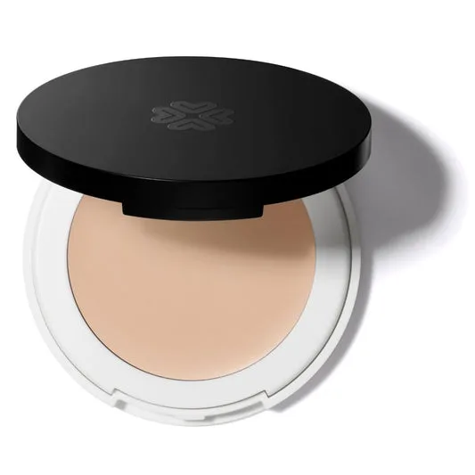 How to Choose a Cream Illuminator Shade for Your Skin Tone