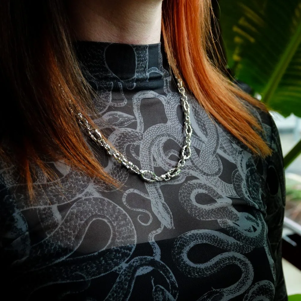 Chain of Bones