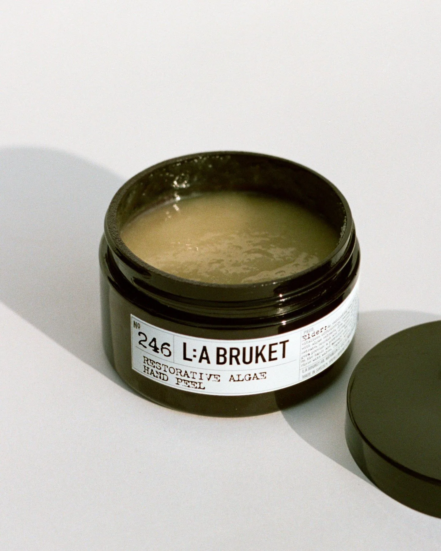 Top 10 Must-Have Hand Care Products for Winter: Protect and Nourish Dry Hands