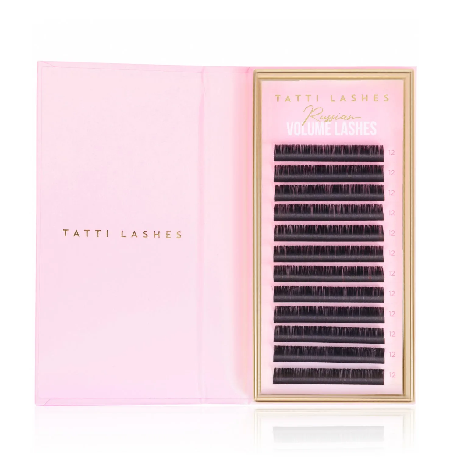 Russian Volume Lashes vs. Classic Lashes: What's the Difference?