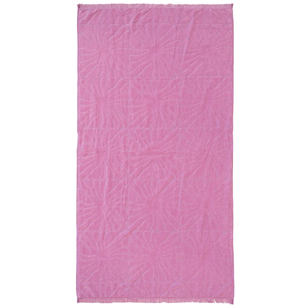 How to Care for Your Bath Towels: Washing & Drying Tips for Fluffy Softness