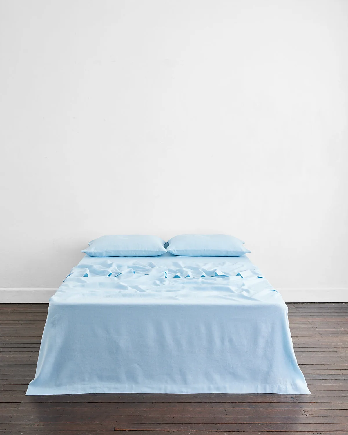 How to Refresh Linen Bedding Without Washing: Simple No-Wash Care Tips
