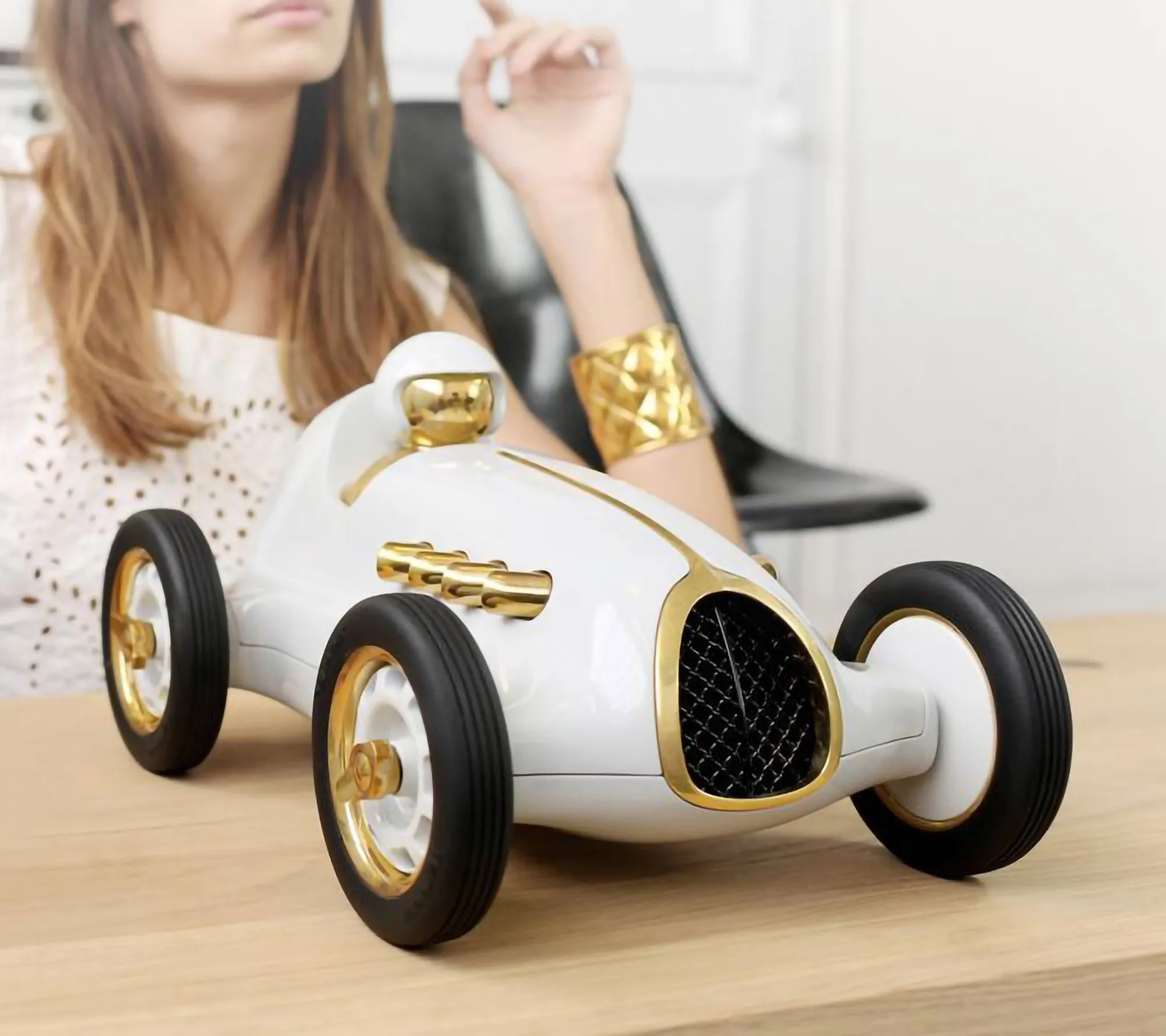 دليل تصميم وميزات سباق الجائزة الكبرى مودينا CNC 101