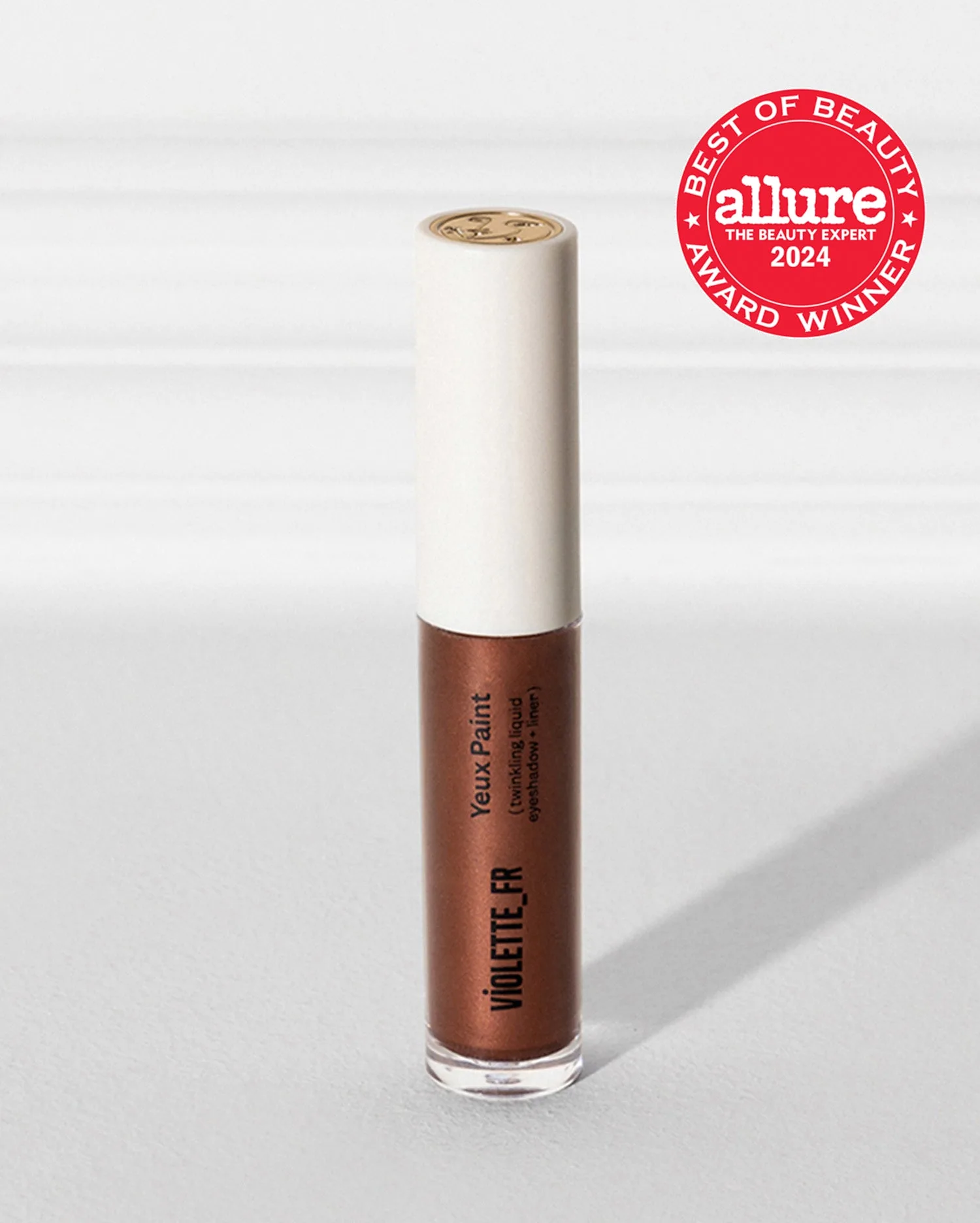 Plume Eyeshadow กับ Yeux Paint: อันไหนติดทนกว่าบนเปลือกตาสองชั้น?