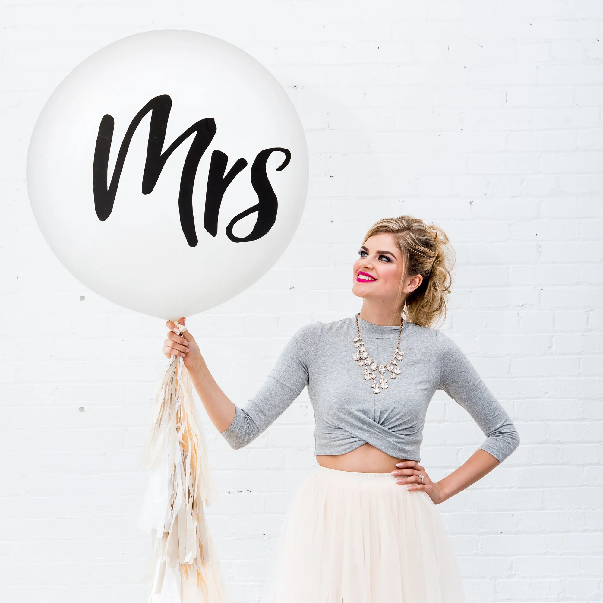 Cómo decorar con globos gigantes de 36 pulgadas para bodas