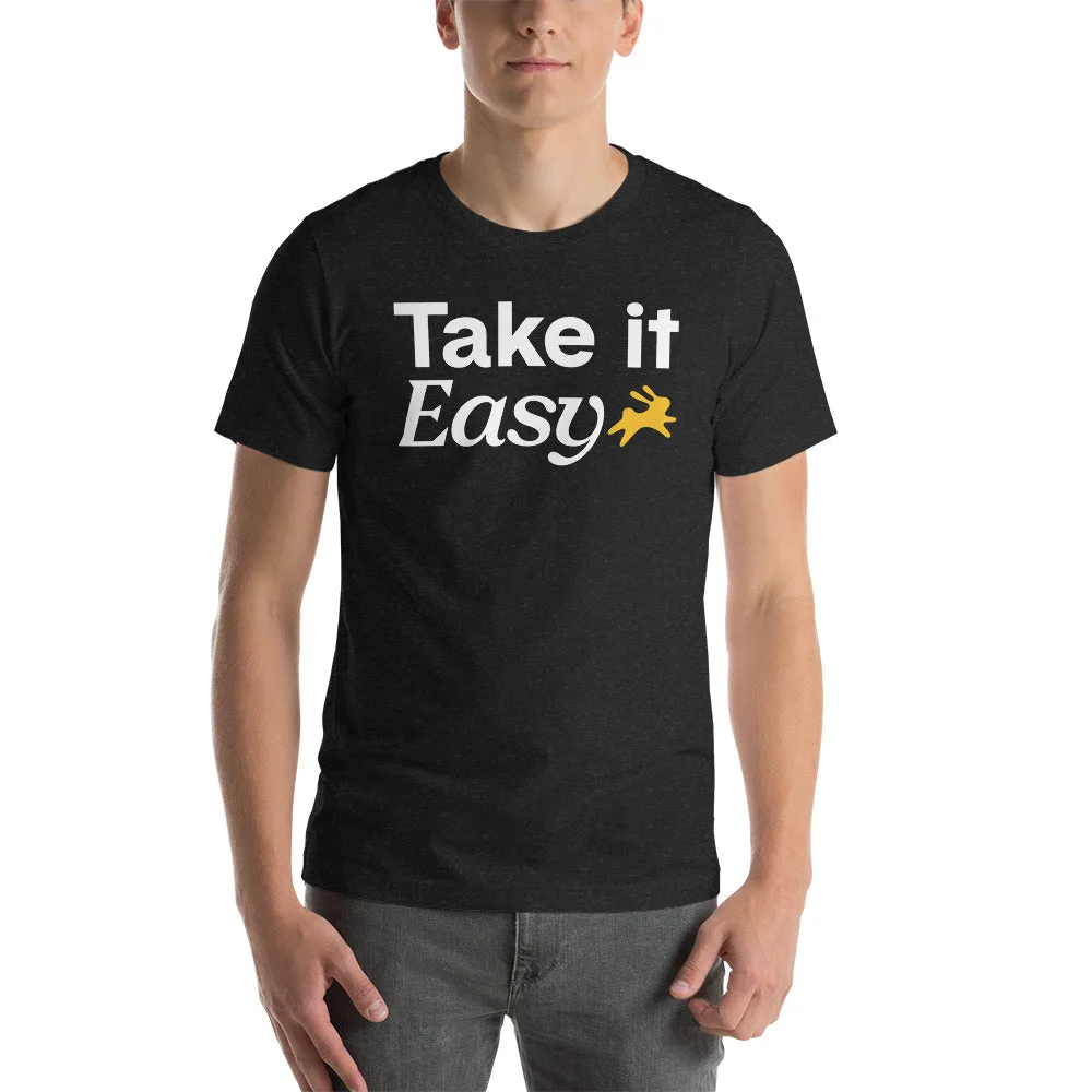 Cómo combinar la camiseta Take it Easy para amantes del café