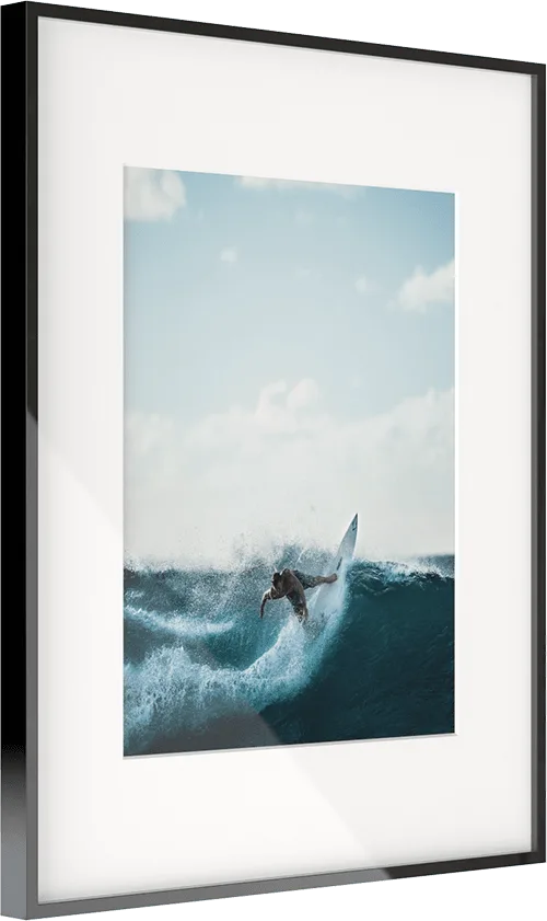 Luxe Wall Wide vs Thin Black Label Frames