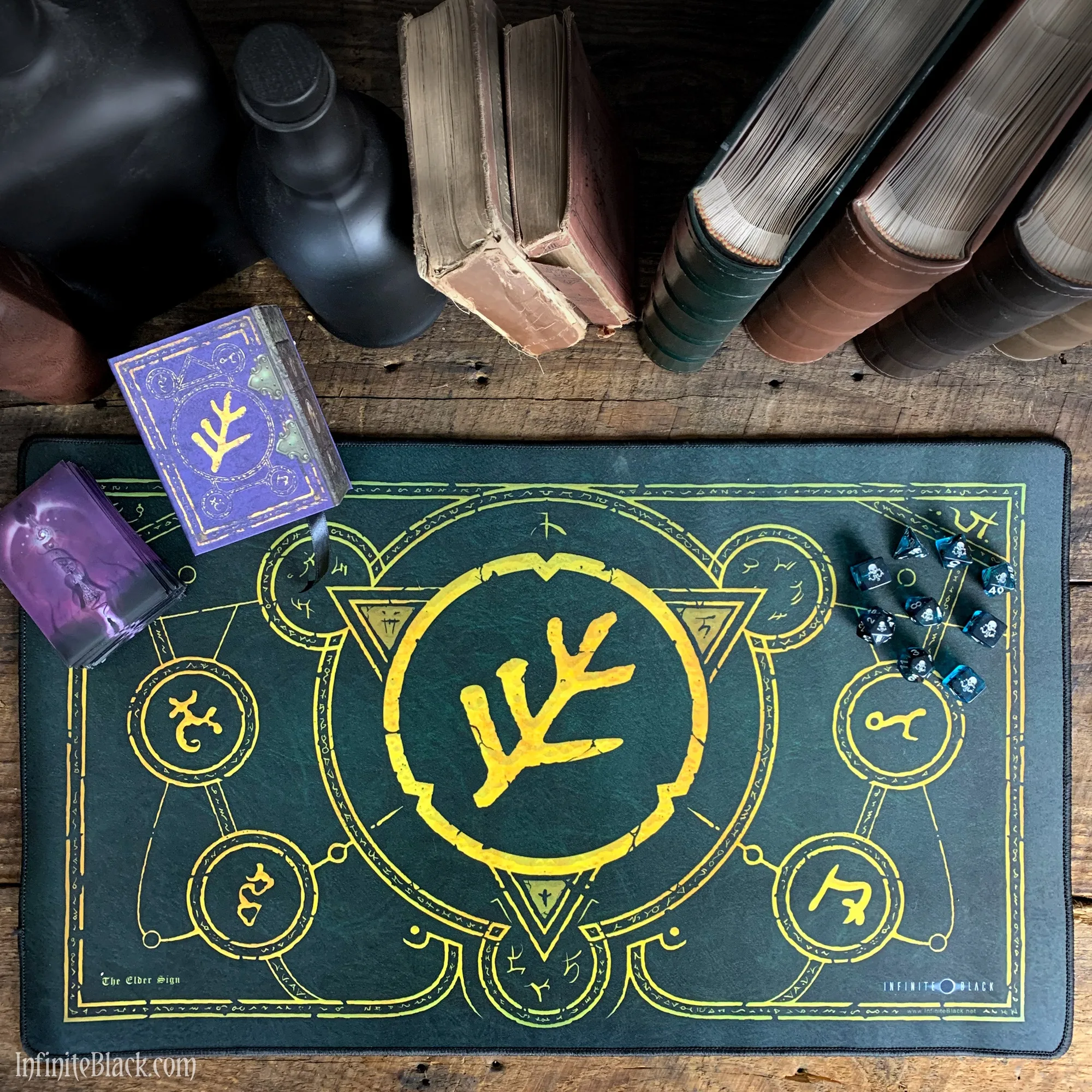 Configuración de alfombrilla RPG de terror: tamaño, arte y cuidado