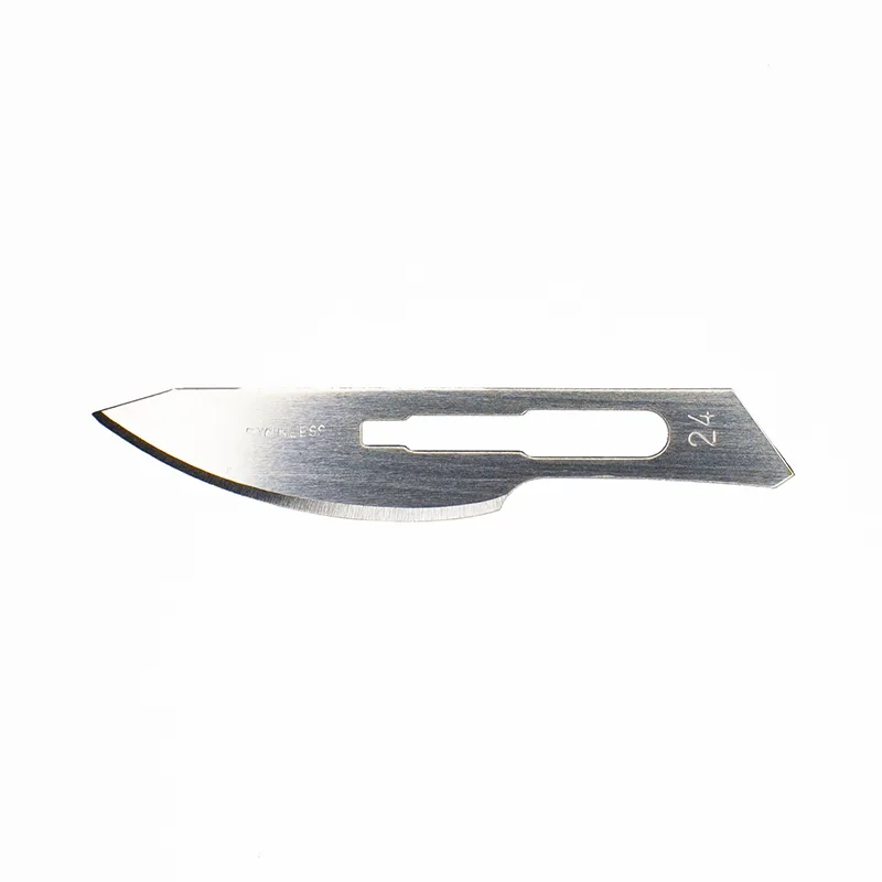 Comment utiliser une lame de scalpel chirurgical #24 pour une coupe de précision
