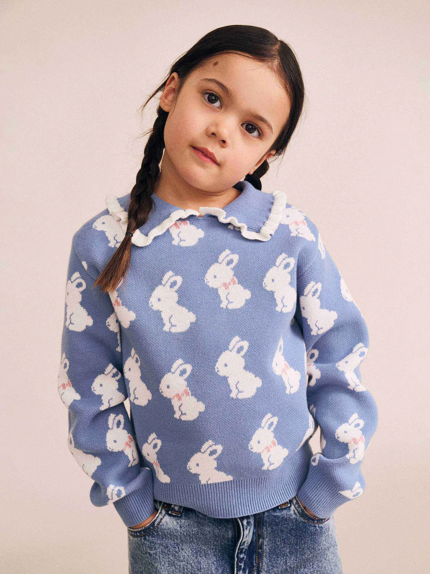 Pull à volants vs. pull classique pour filles