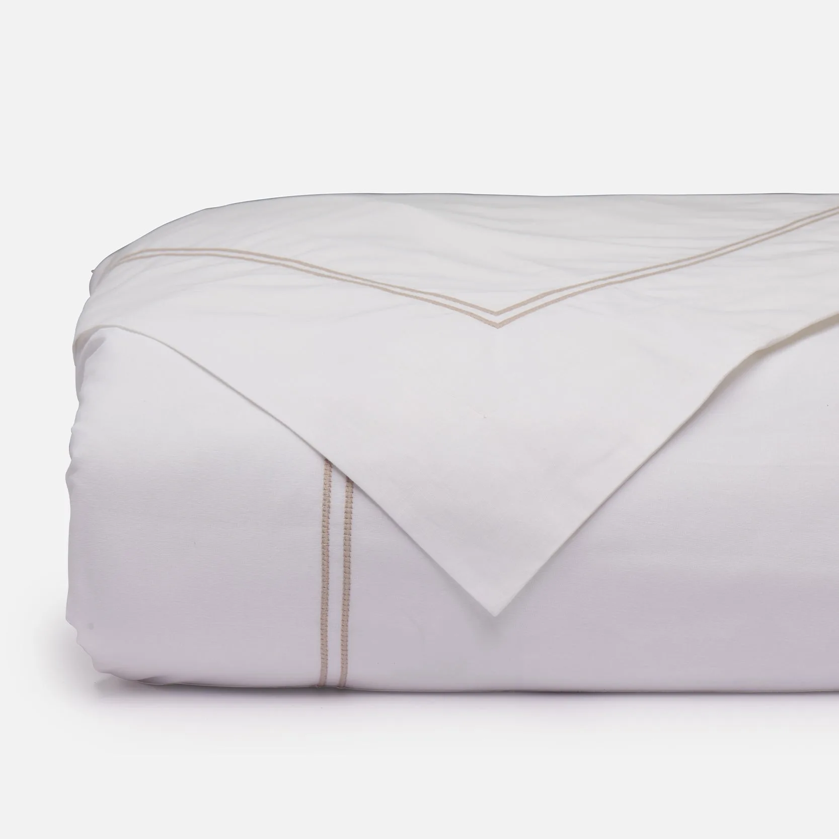 Crib Fitted Sheet vs Regular Fitted Sheet: Key Differences and Safety Considerations