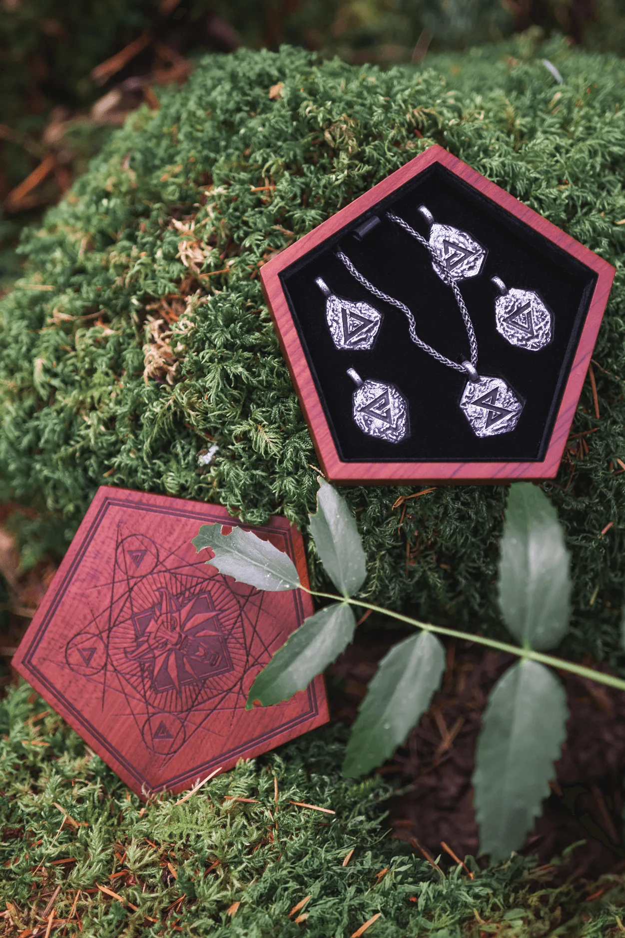 Witcher Yennefer Crystal Raven Skull: Buyer Questions Answered