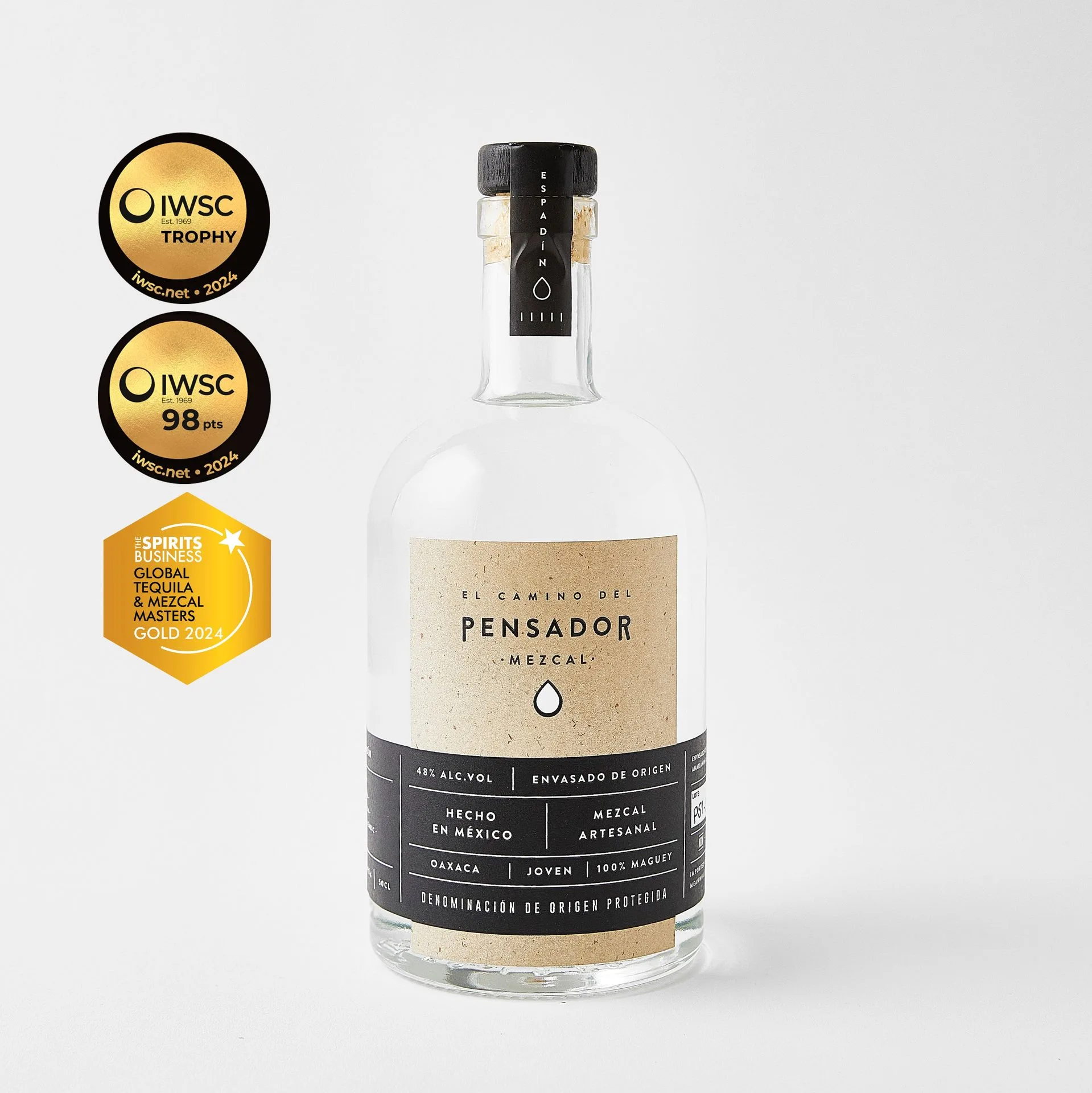 Mezcal vs Tequila: Key Differences Explained – Agave Spirit Comparison Guide
