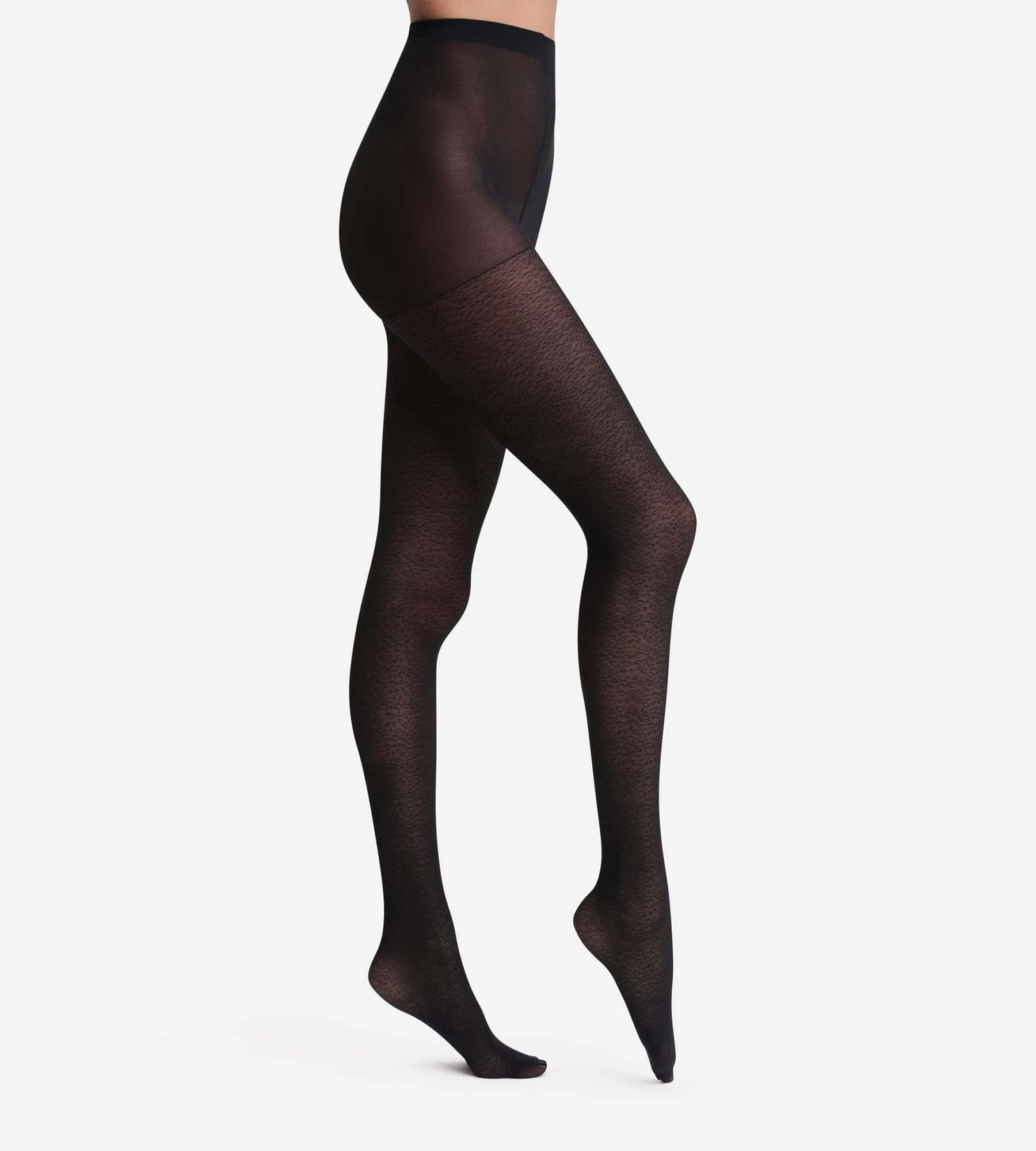 Collant léopard : comment le porter sans faute de style