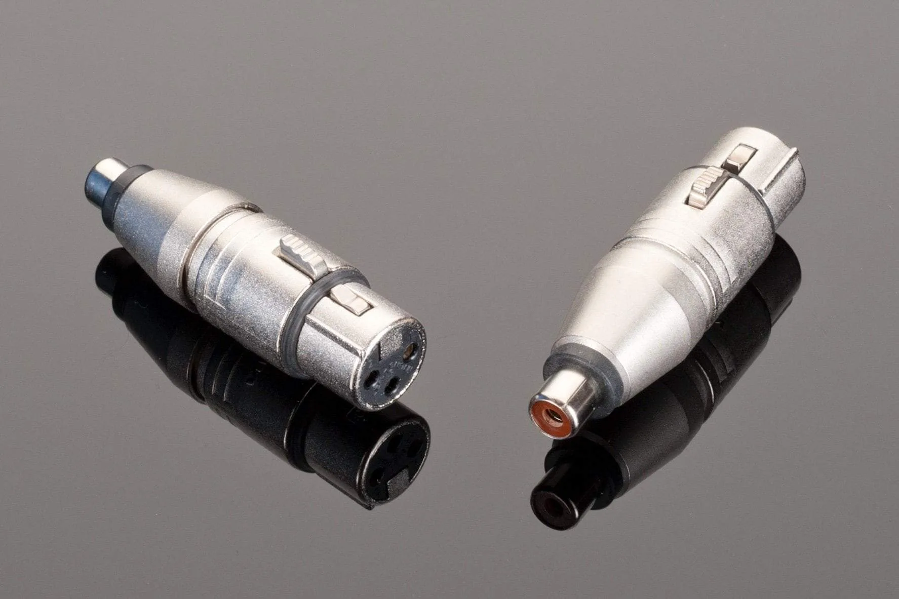 Adaptador de RCA hembra a XLR hembra: usos y configuración