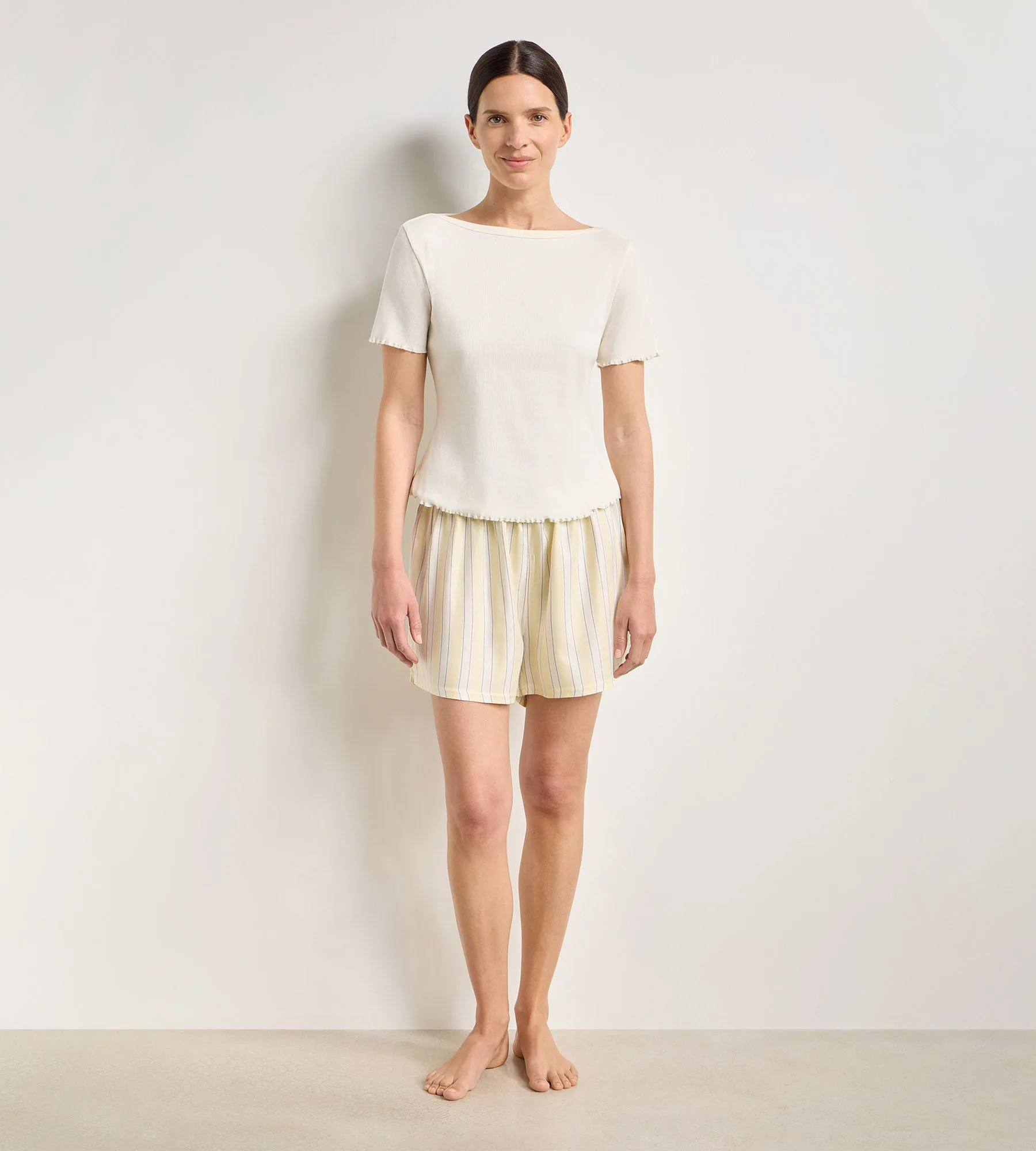 Pyjamashort van twill lichtgeel gestreept Slow Days Fresh Vibes