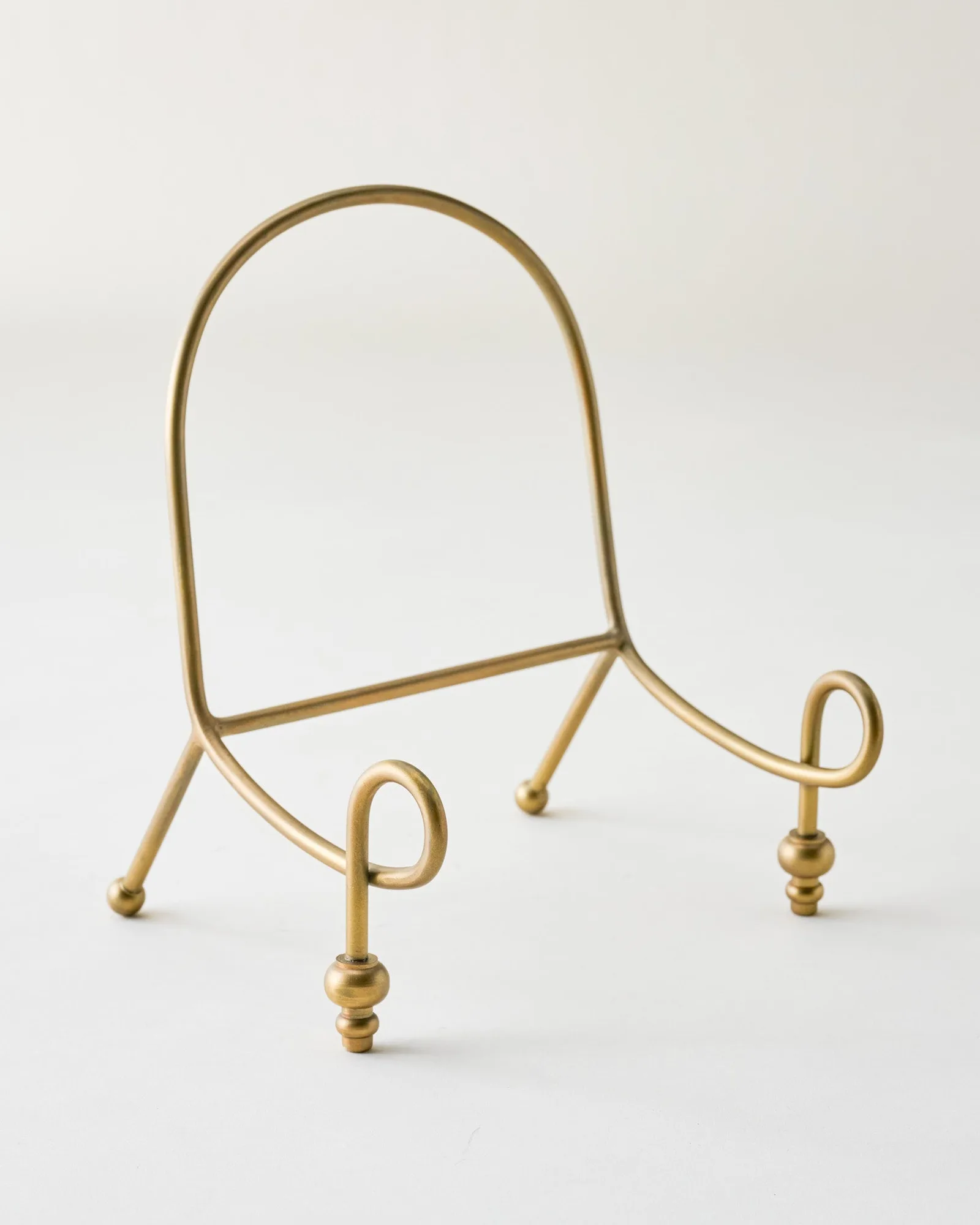 Gracie Antique Brass Easel