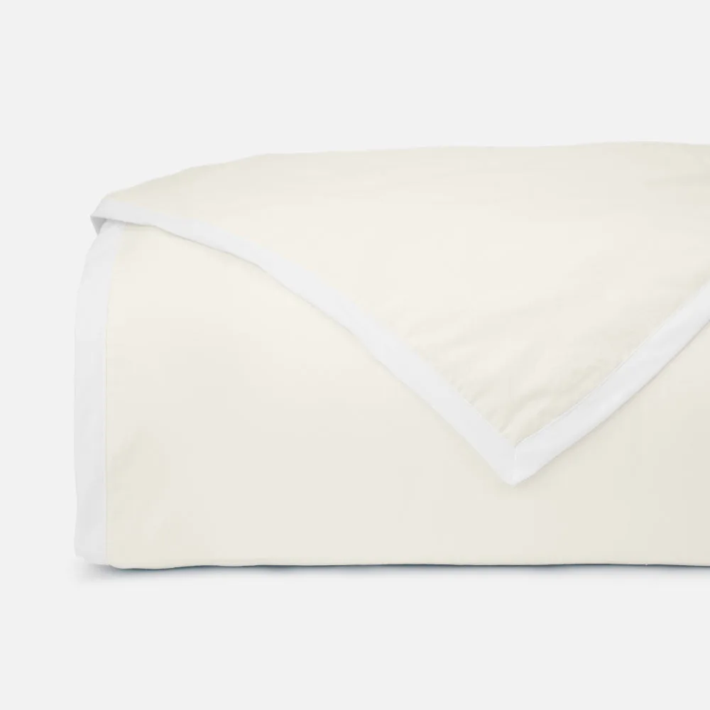 Hemstitched Sheets vs Basic Sheets: What’s the Difference?