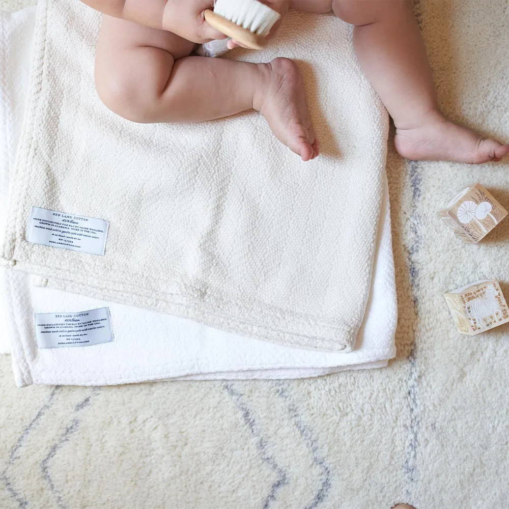 How to Choose the Right Crib Fitted Sheet: Safety, Fit, and Material Guide
