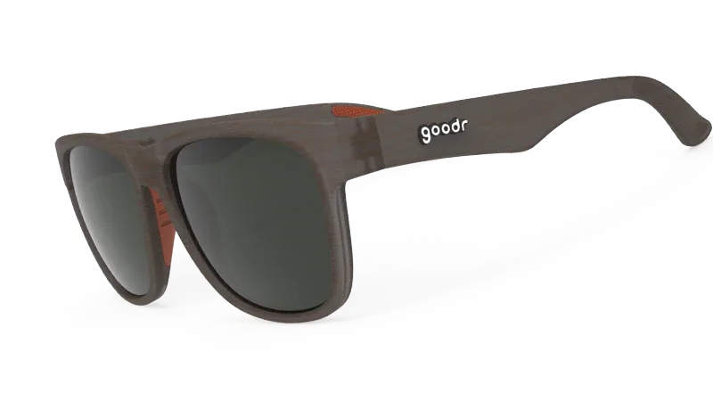 How to Style Gold-Toned Accessories with Sunglasses