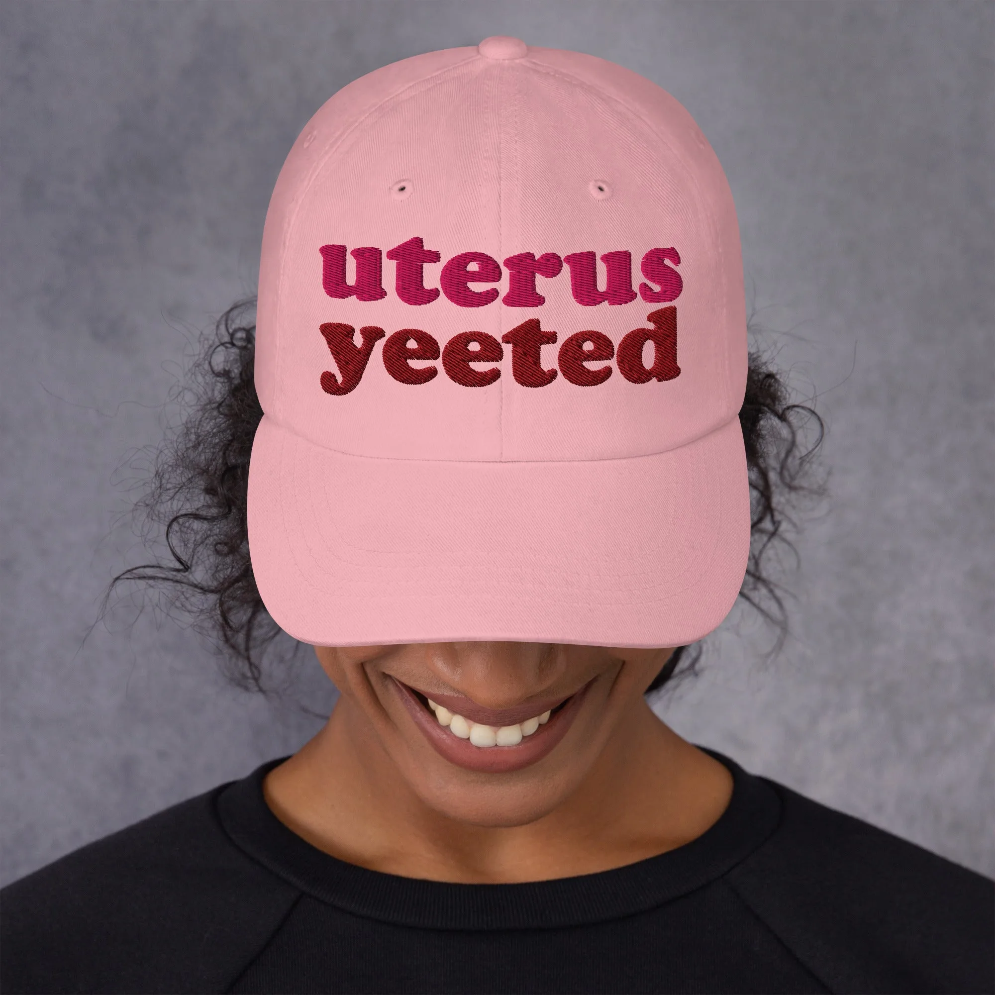 Cappello Uterus Yeeted vs. cappelli di anatomia divertenti: quale scegliere?