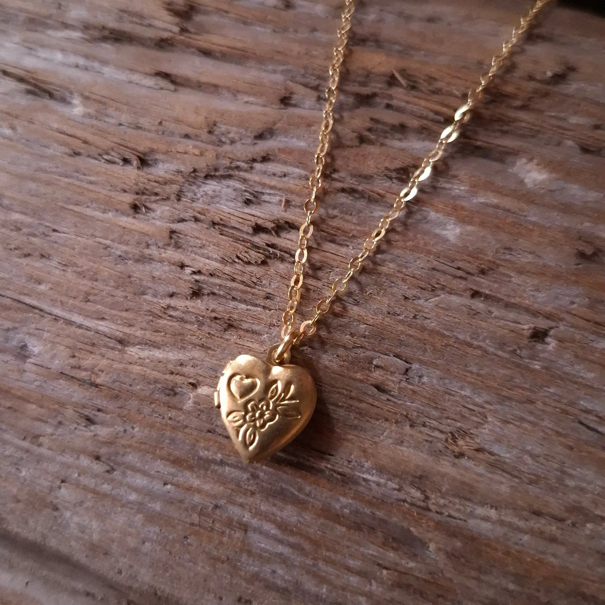 How to Care for the Tiny Embossed Vintage Heart Locket