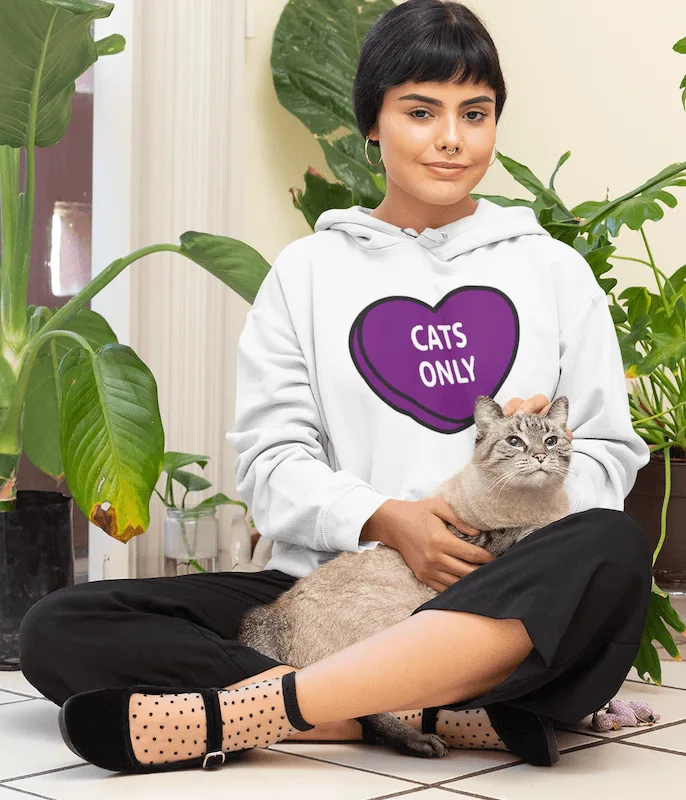 Comment porter un sweat à capuche chat pour l'automne