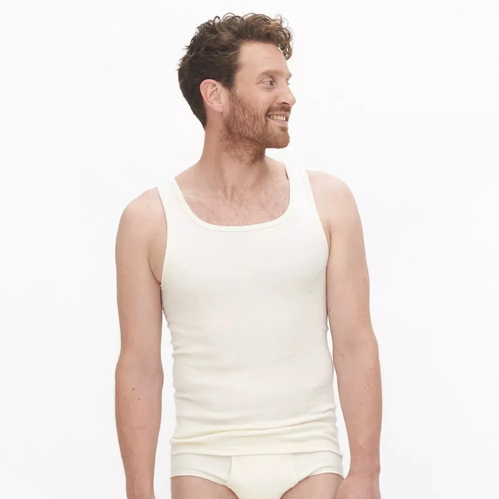 Camiseta sin teñir para eccema: por qué importan los tintes
