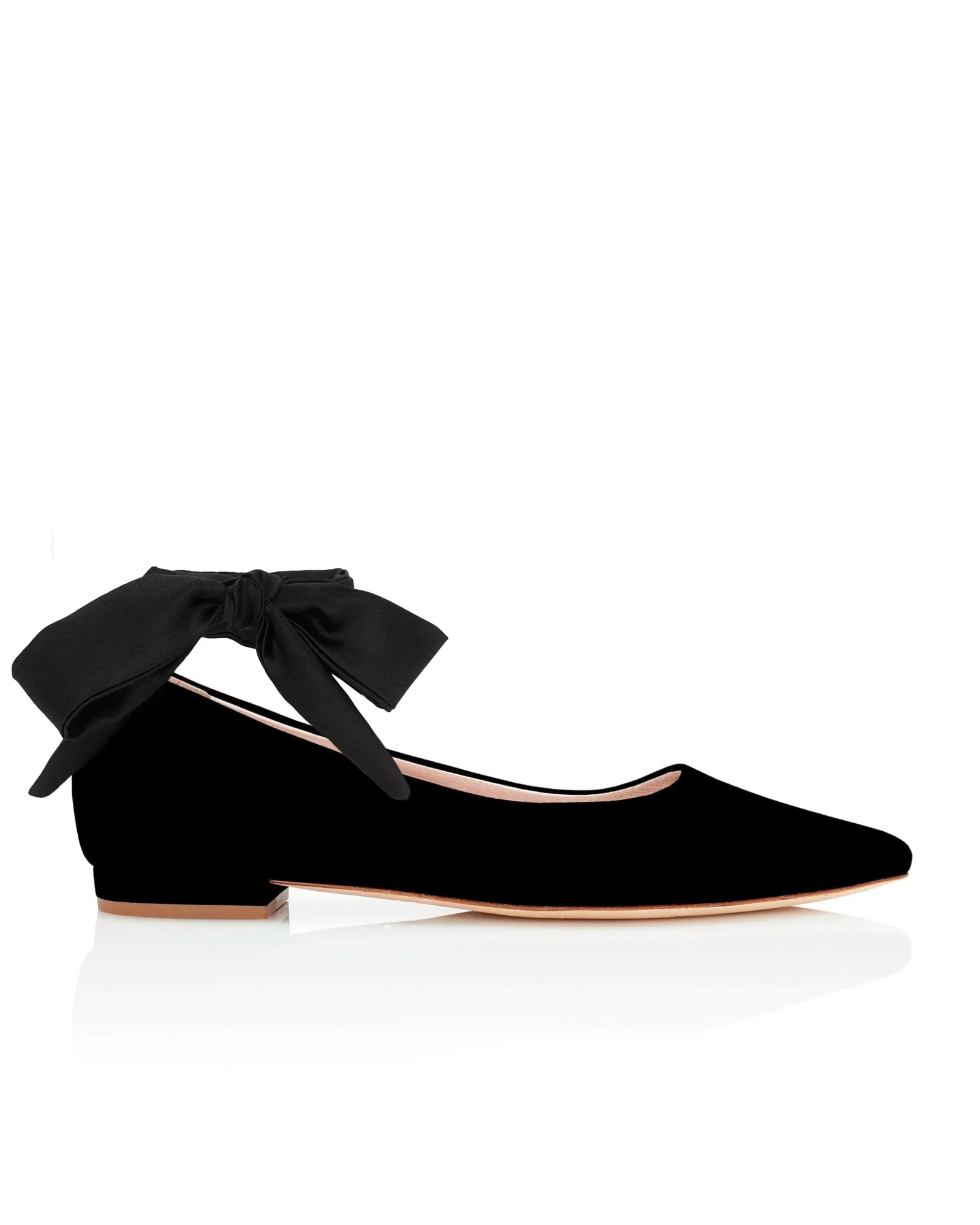 Zoe Black Suede : Guide d'une chaussure mode polyvalente