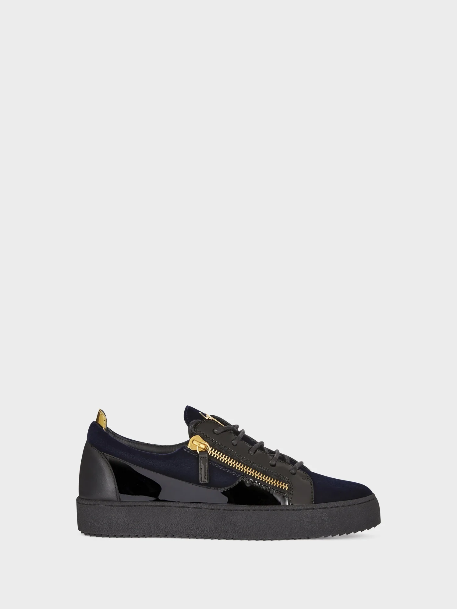 Gatsbi Lace-Up vs Frankie Sneaker: Key Differences