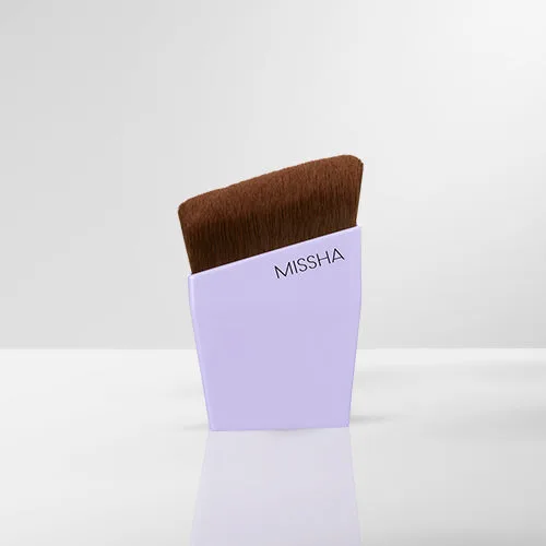 How to Use the MISSHA Layering Fit Brush for Flawless Foundation and BB Cream Application