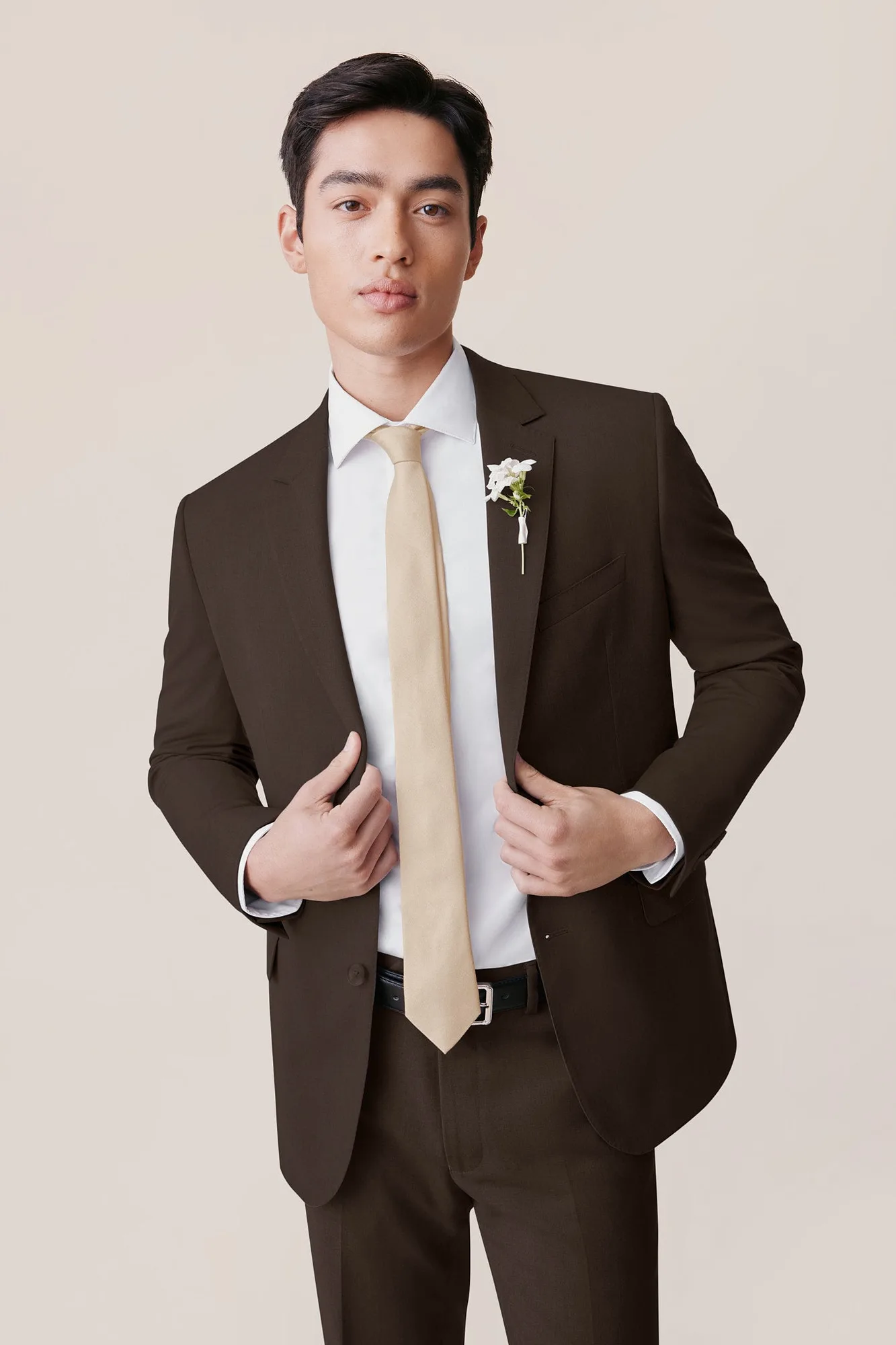 How to Match Your Suit Jacket and Pants Color Perfectly