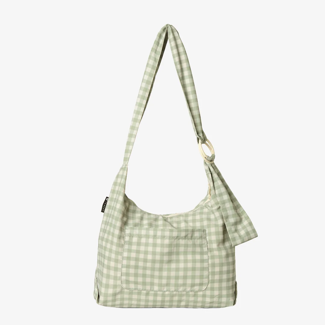 Sling Bag vs. Crossbody Bag: Which Hands-Free Style is Right for You?