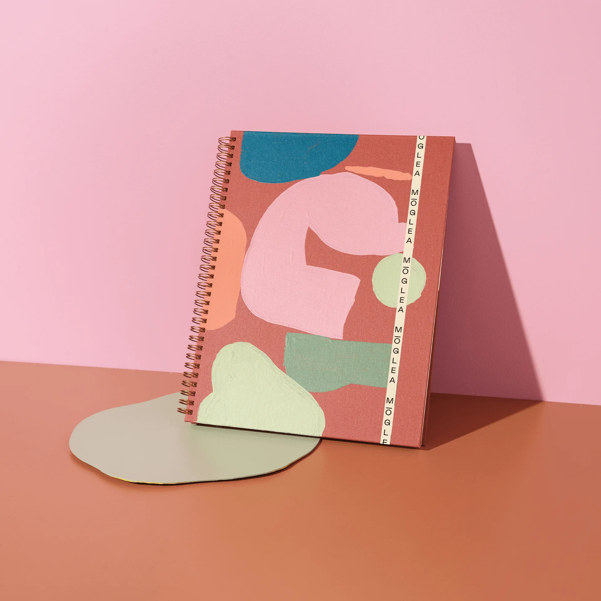 Moglea Flower Pads vs Ruled Notebooks: Which Is Better for Journaling?