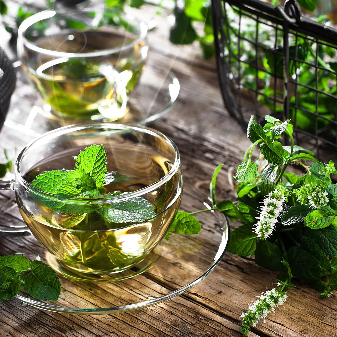How to Make Herbal Tea From Your Garden