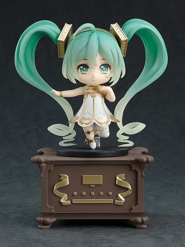 Nendoroid Kafka vs Miku Symphony: ควรสะสมตัวไหน?
