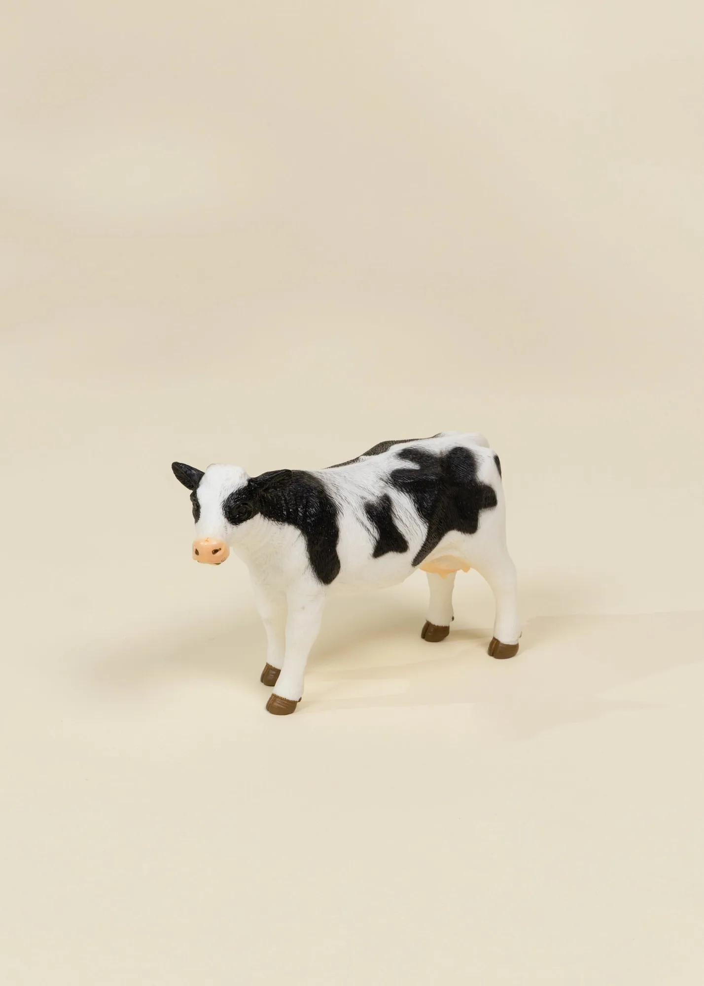 Large Farm Animal Play Figurine – Cow