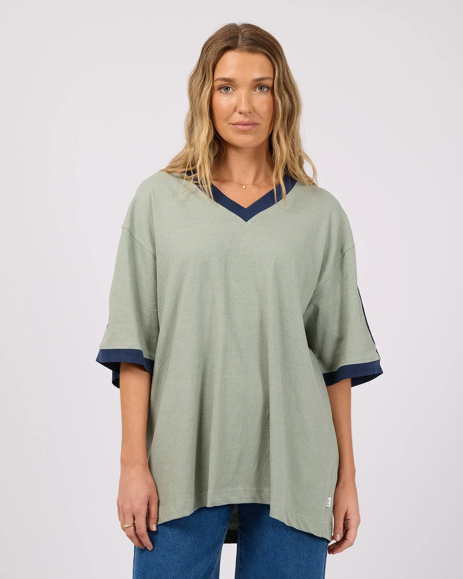 Zulu paneel oversized V-hals T-shirt Saliegroen