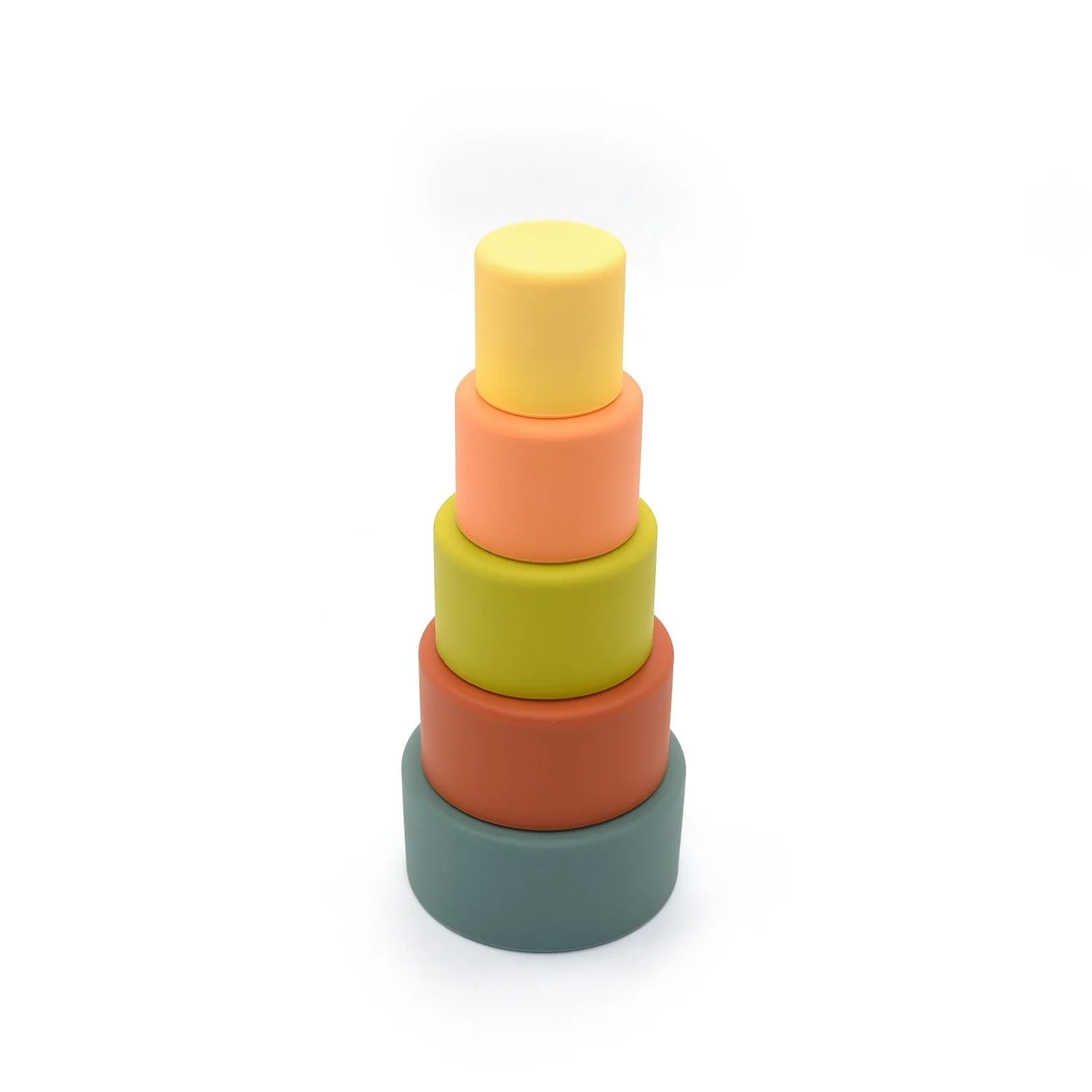 Comment utiliser les gobelets empilables en silicone pour le développement de bébé