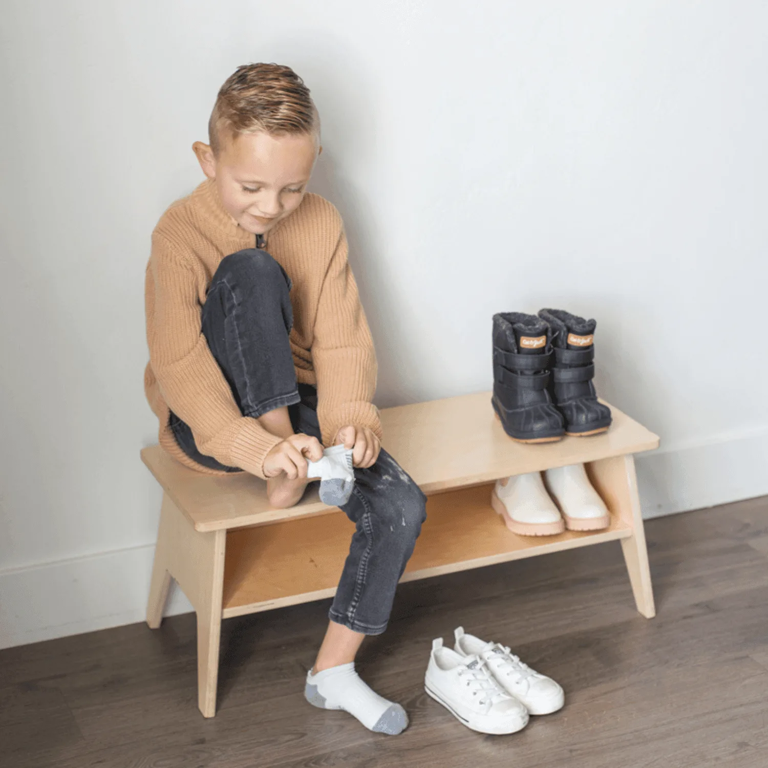 Shoe Bench vs. Mudroom Storage: Which Entryway Solution Is Right for Your Family?