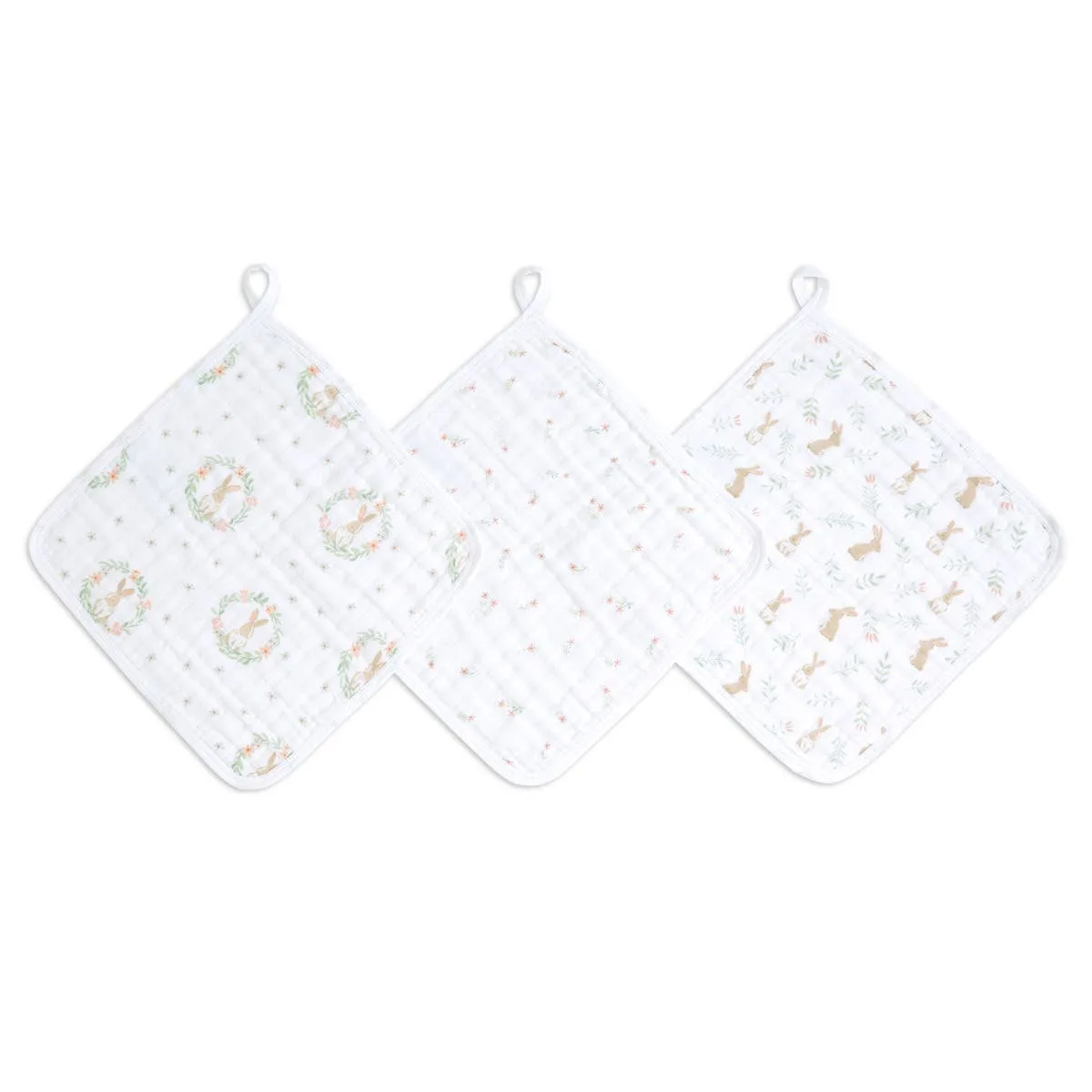 How to Choose and Use Muslin Hooded Towels for Baby Baths