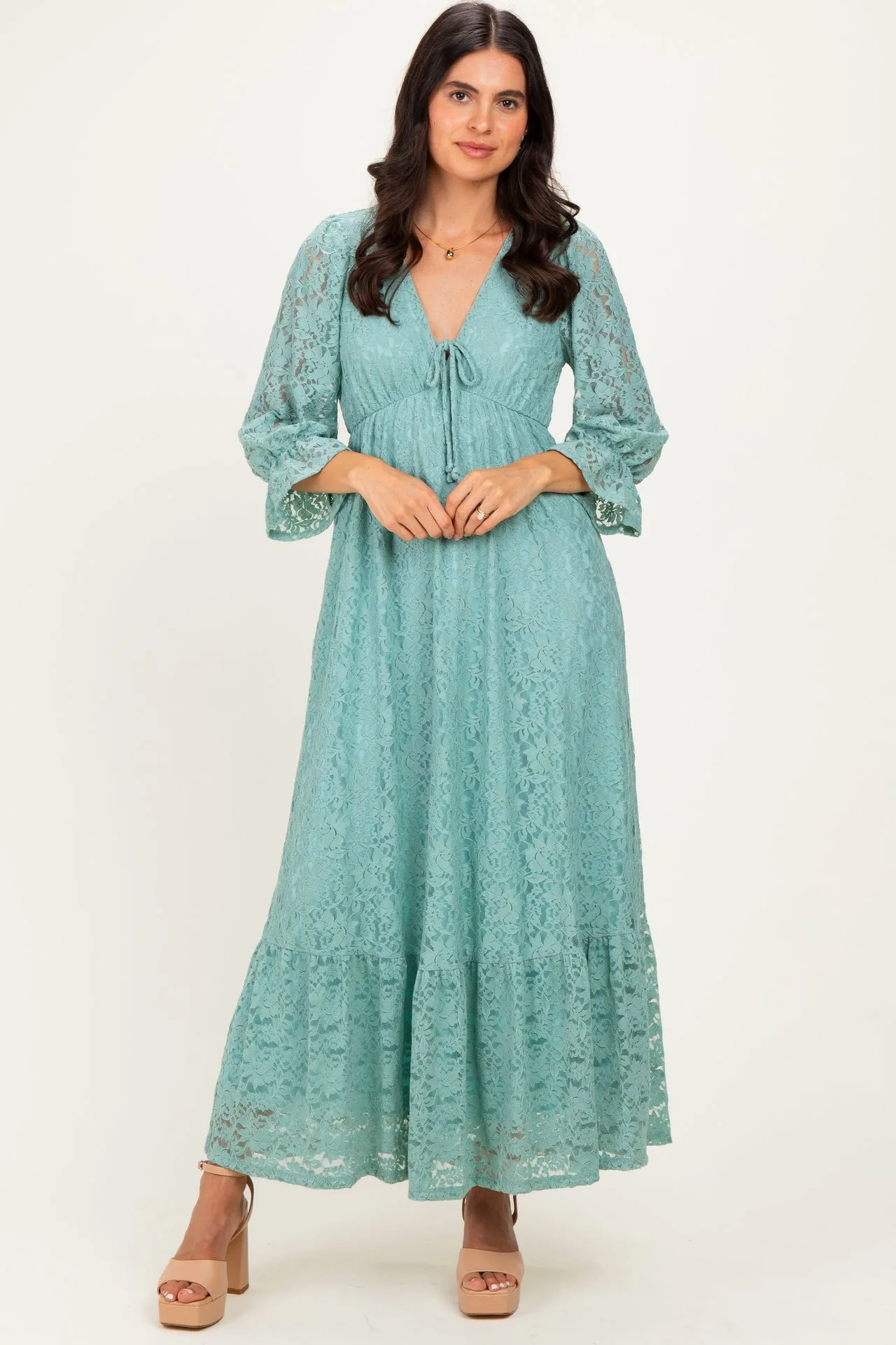 The Best Maternity Dresses for Baby Showers: Stylish & Comfortable Picks