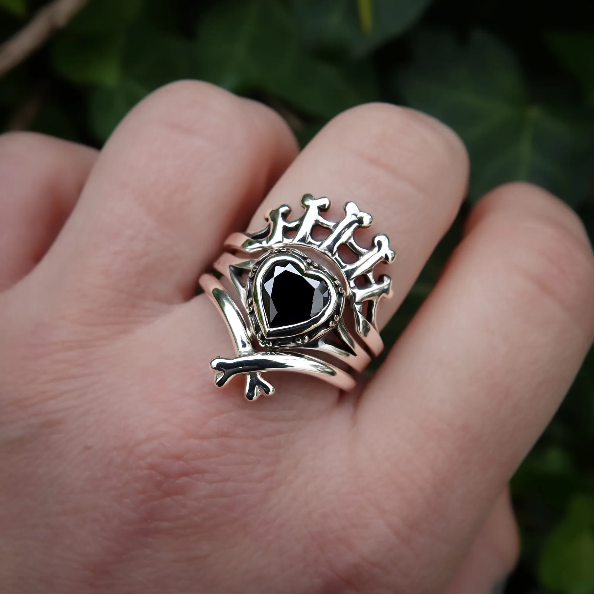 Black Heart Pendant: Symbolism and Styling Tips