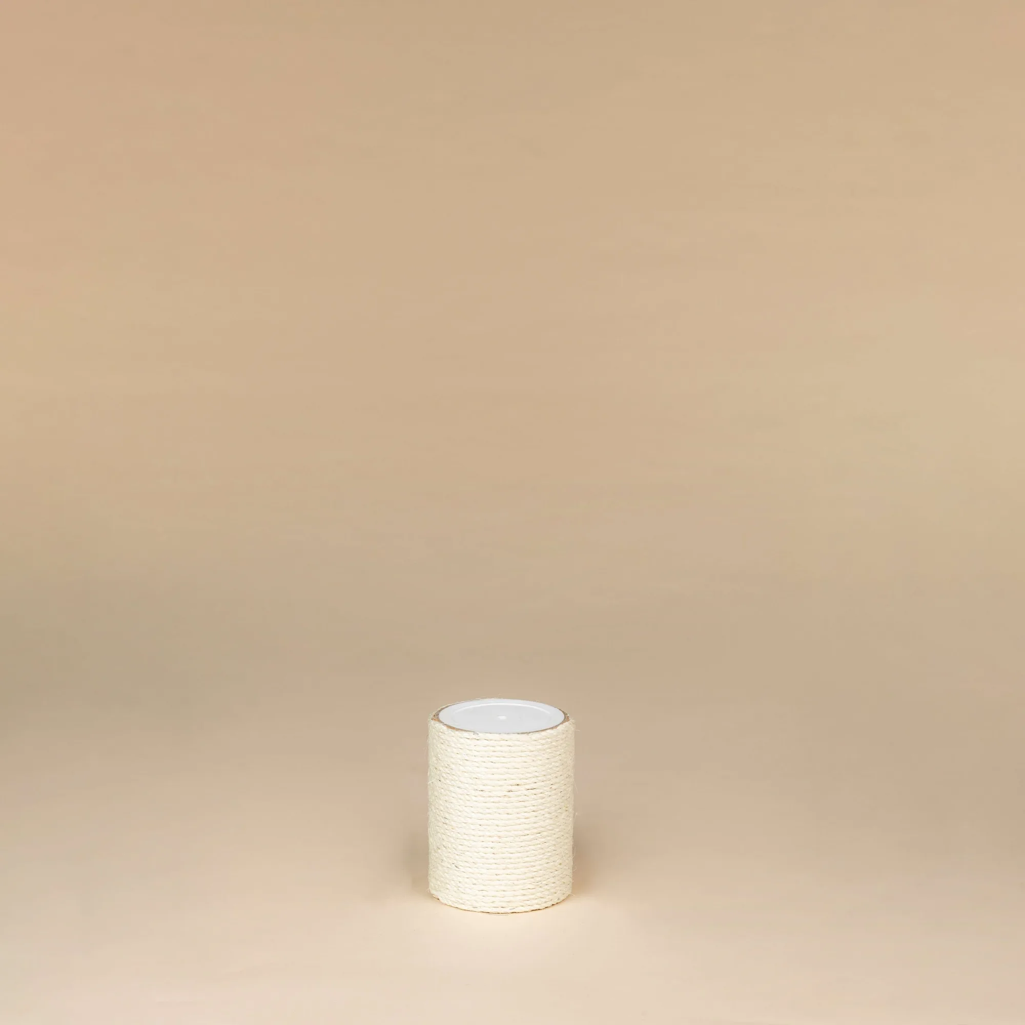 Sisal-tolppa 7×6 vs. 16×6: Mikä koko kissapuuhun?