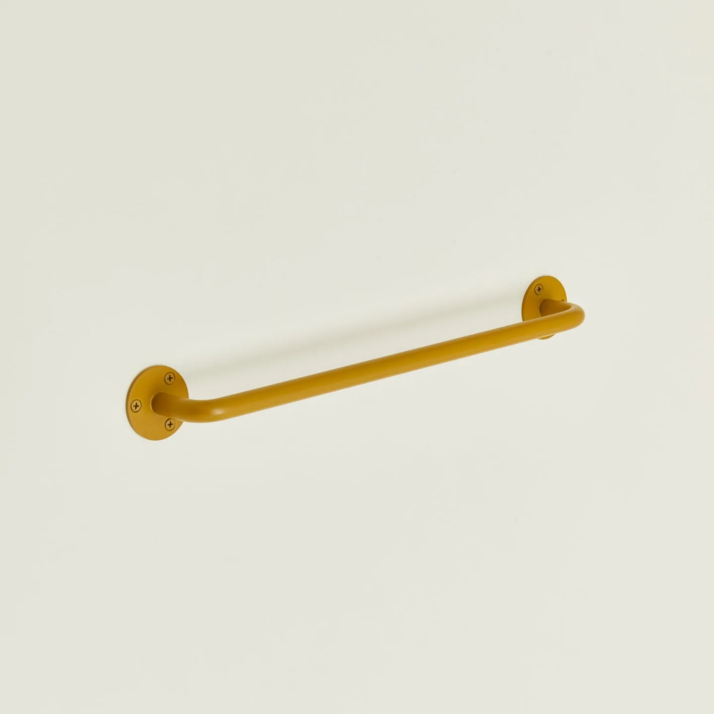 Cabinet Knobs vs Pulls: How to Choose the Right Hardware for Your Kitchen or Bathroom