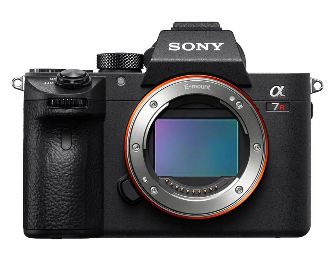 كاميرا Sony Alpha 7R IV بدون مرآة كاملة الإطار