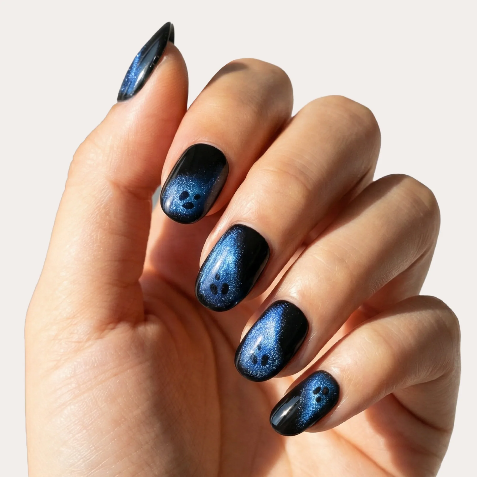 Haunted vs Pish Posh: Duelo de esmaltes azules