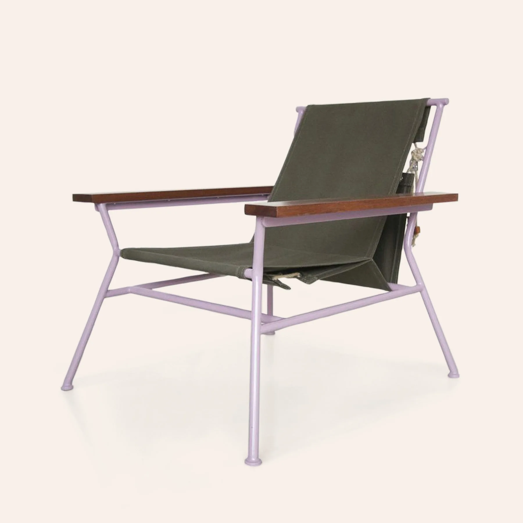 How to Style a Canvas Lounge Chair