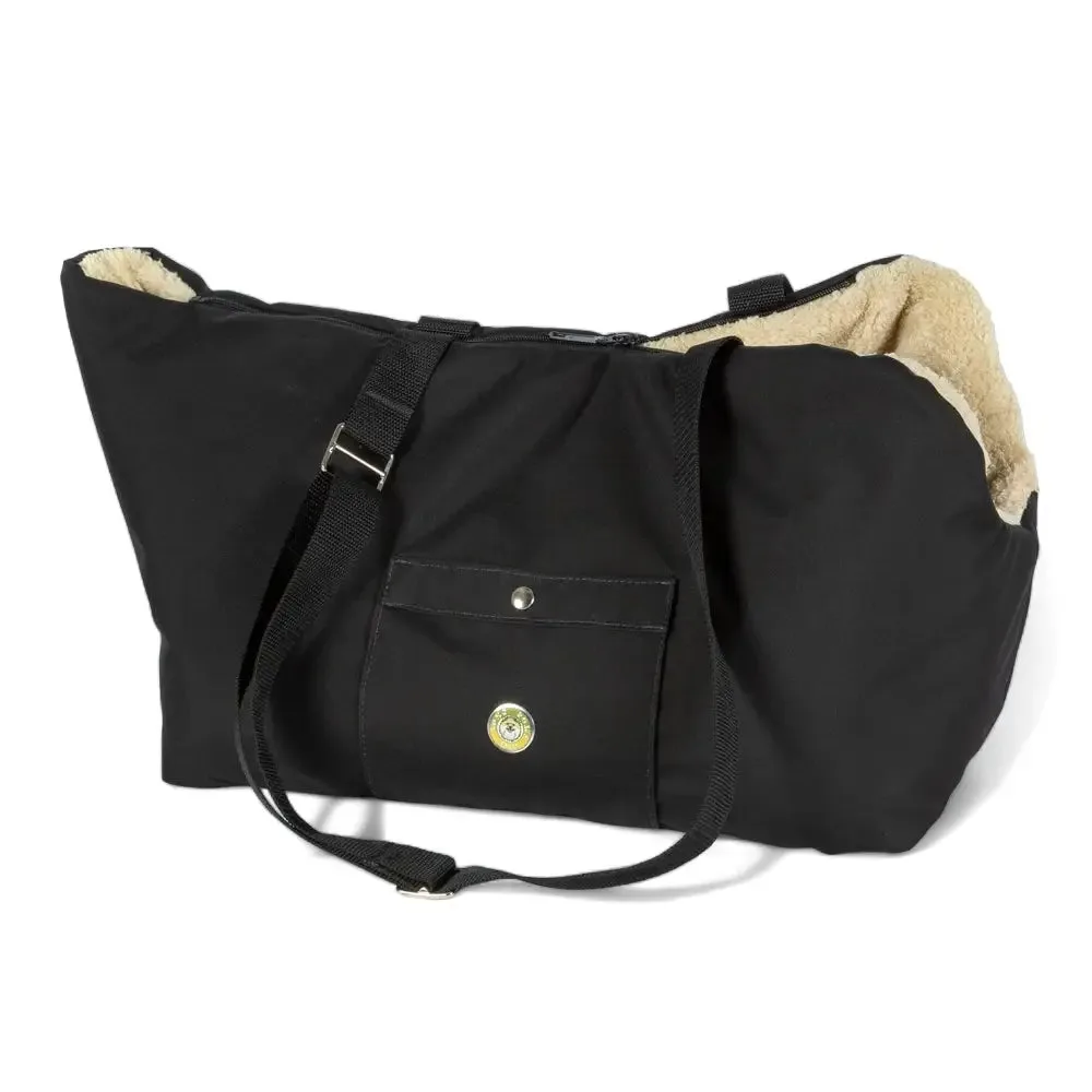 How to Choose a Dog Carrier for Rainy Walks